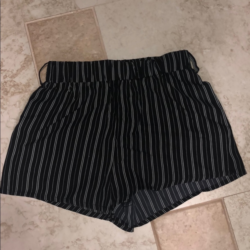 Stripped shorts